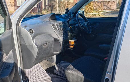 Toyota FunCargo, 2003 год, 440 000 рублей, 15 фотография