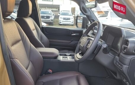 Toyota Land Cruiser Prado, 2024 год, 8 950 000 рублей, 6 фотография