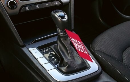 Hyundai Elantra VI рестайлинг, 2016 год, 1 640 000 рублей, 12 фотография