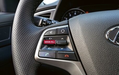 Hyundai Elantra VI рестайлинг, 2016 год, 1 640 000 рублей, 15 фотография