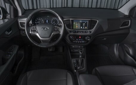 Hyundai Solaris II рестайлинг, 2018 год, 1 399 000 рублей, 6 фотография