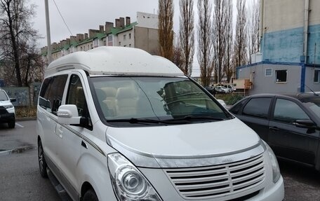 Hyundai Grand Starex Grand Starex I рестайлинг 2, 2015 год, 2 400 000 рублей, 1 фотография