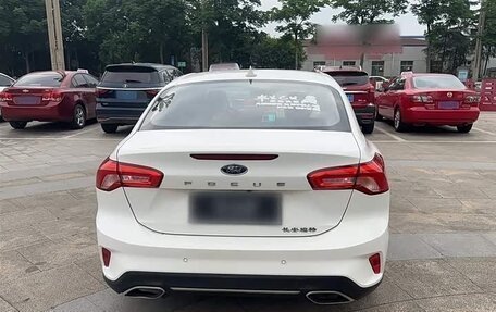 Ford Escort, 2021 год, 1 170 000 рублей, 5 фотография