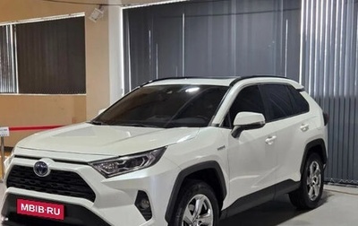 Toyota RAV4, 2021 год, 2 245 000 рублей, 1 фотография