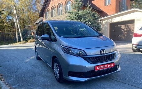 Honda Freed II, 2020 год, 1 400 000 рублей, 1 фотография