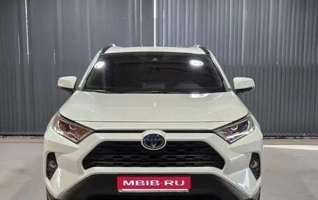 Toyota RAV4, 2021 год, 2 245 000 рублей, 5 фотография