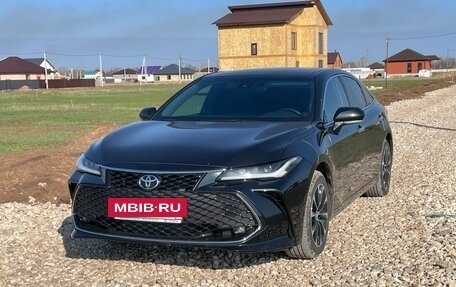 Toyota Avalon, 2022 год, 3 850 000 рублей, 2 фотография