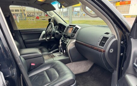 Toyota Land Cruiser 200, 2013 год, 3 350 000 рублей, 7 фотография