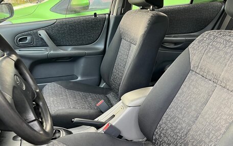 Mazda 323, 1998 год, 140 000 рублей, 6 фотография