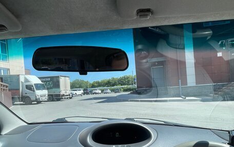 Toyota Vitz, 2000 год, 405 000 рублей, 14 фотография