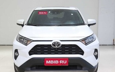 Toyota RAV4, 2021 год, 2 384 000 рублей, 1 фотография