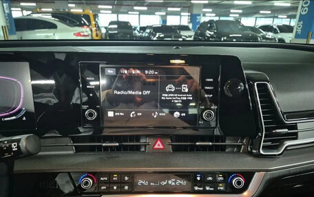 KIA Sportage IV рестайлинг, 2022 год, 1 820 000 рублей, 16 фотография