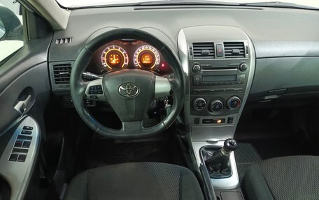 Toyota Corolla, 2011 год, 949 000 рублей, 16 фотография