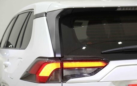 Toyota RAV4, 2021 год, 2 384 000 рублей, 11 фотография