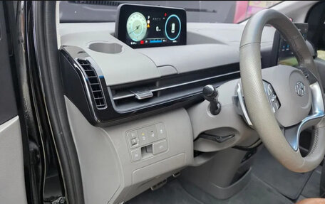 Hyundai Staria, 2021 год, 3 430 000 рублей, 9 фотография