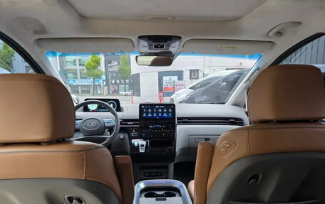 Hyundai Staria, 2021 год, 3 430 000 рублей, 13 фотография