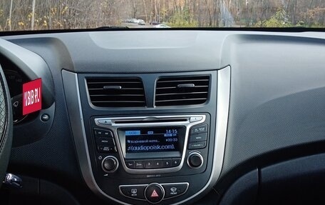 Hyundai Solaris II рестайлинг, 2015 год, 1 070 000 рублей, 14 фотография