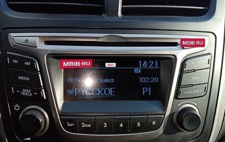 Hyundai Solaris II рестайлинг, 2015 год, 1 070 000 рублей, 13 фотография