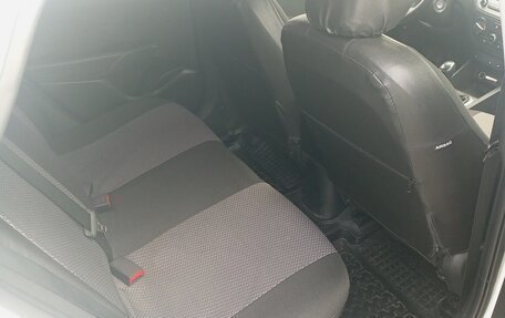 Hyundai Solaris II рестайлинг, 2017 год, 1 150 000 рублей, 8 фотография