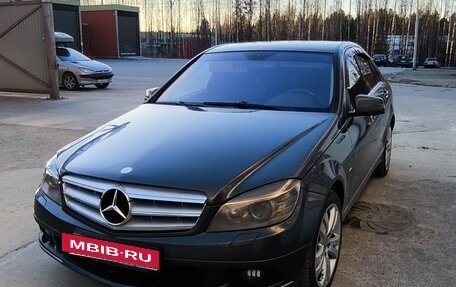 Mercedes-Benz C-Класс, 2009 год, 900 000 рублей, 9 фотография