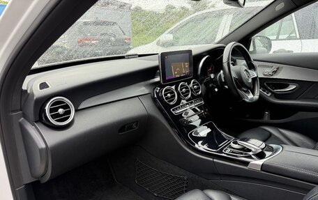 Mercedes-Benz C-Класс, 2018 год, 1 910 000 рублей, 30 фотография