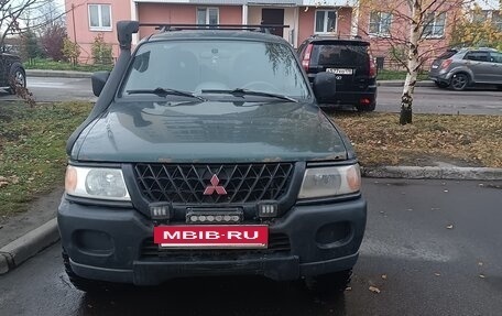 Mitsubishi Pajero Sport II рестайлинг, 2000 год, 490 000 рублей, 3 фотография