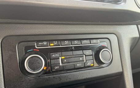 Volkswagen Amarok I рестайлинг, 2011 год, 1 200 000 рублей, 12 фотография