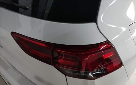 Volkswagen Golf VIII, 2021 год, 1 750 000 рублей, 6 фотография