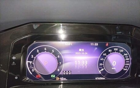 Volkswagen Golf VIII, 2021 год, 1 750 000 рублей, 13 фотография