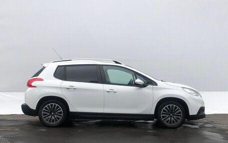 Peugeot 2008 II, 2014 год, 850 000 рублей, 4 фотография