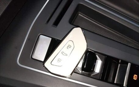 Volkswagen Golf VIII, 2021 год, 1 750 000 рублей, 16 фотография