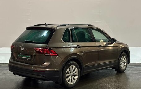 Volkswagen Tiguan II, 2019 год, 1 945 000 рублей, 8 фотография