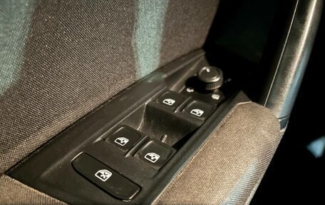 Volkswagen Tiguan II, 2019 год, 1 945 000 рублей, 9 фотография