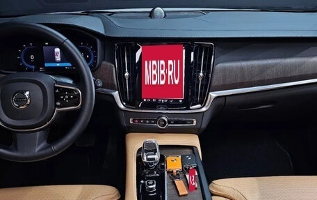 Volvo V90 Cross Country I рестайлинг, 2021 год, 4 245 000 рублей, 6 фотография
