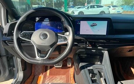 Volkswagen Golf VIII, 2021 год, 1 730 000 рублей, 8 фотография