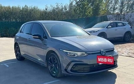 Volkswagen Golf VIII, 2021 год, 1 730 000 рублей, 3 фотография