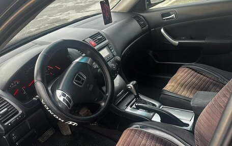 Honda Accord VII рестайлинг, 2003 год, 750 000 рублей, 9 фотография