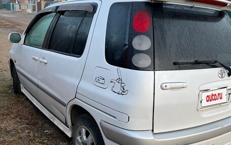 Toyota Raum I, 2001 год, 499 000 рублей, 4 фотография