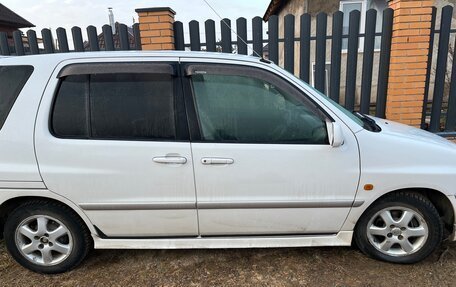 Toyota Raum I, 2001 год, 499 000 рублей, 2 фотография