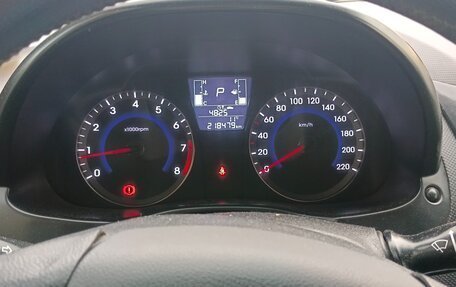 Hyundai Solaris II рестайлинг, 2015 год, 1 050 000 рублей, 11 фотография