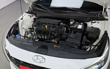 Hyundai Avante, 2021 год, 1 850 000 рублей, 6 фотография