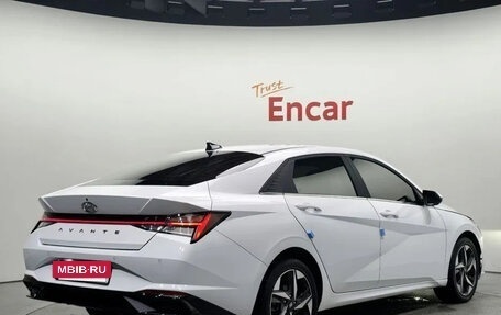 Hyundai Avante, 2021 год, 1 850 000 рублей, 2 фотография