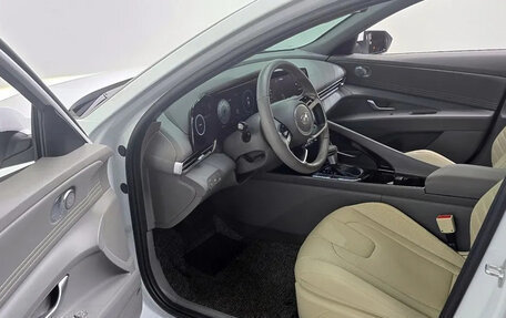 Hyundai Avante, 2021 год, 1 850 000 рублей, 9 фотография