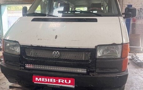 Volkswagen Caravelle T4, 1992 год, 620 000 рублей, 7 фотография