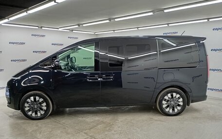 Hyundai Staria, 2022 год, 6 100 000 рублей, 7 фотография