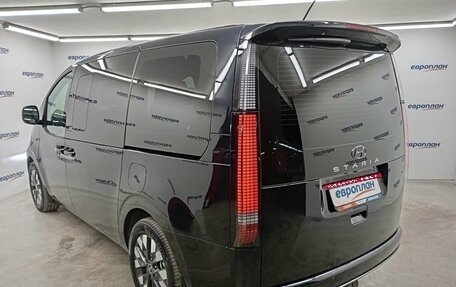 Hyundai Staria, 2022 год, 6 100 000 рублей, 6 фотография