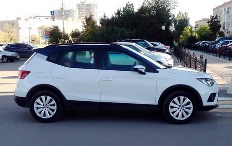 SEAT Arona I, 2018 год, 1 830 000 рублей, 3 фотография