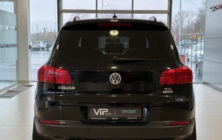 Volkswagen Tiguan I, 2015 год, 1 015 000 рублей, 5 фотография