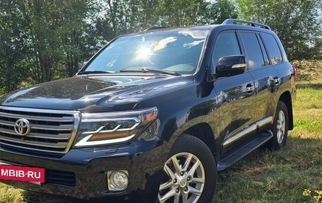 Toyota Land Cruiser 200, 2013 год, 3 650 000 рублей, 2 фотография