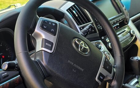 Toyota Land Cruiser 200, 2013 год, 3 650 000 рублей, 15 фотография